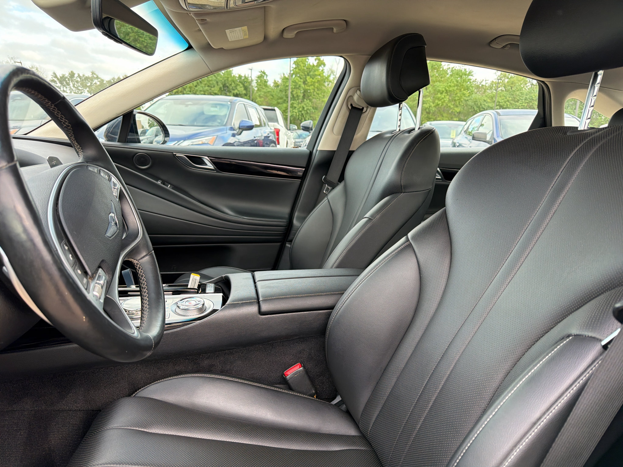 Used 2023 Genesis G80 2.5T AWD/4WD image 19