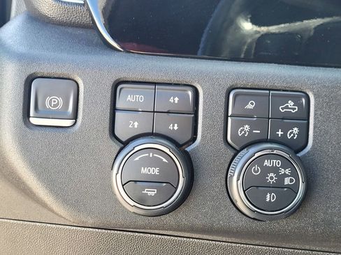 Used 2024 Chevrolet Silverado 3500 High Country w/ Z71 Off-Road Package image 28