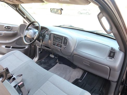 Used 2003 Ford F150 XL RWD image 25
