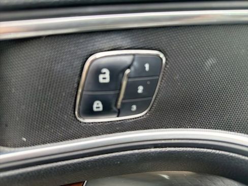 Used 2018 Ford Explorer Limited w/ Equipment Group 301A image 15