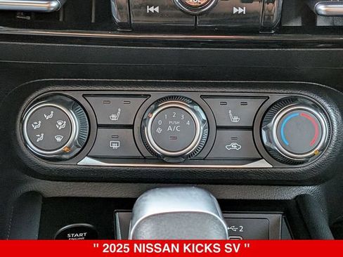 Certified 2025 Nissan Kicks SV w/ SV Premium Package AWD/4WD image 27