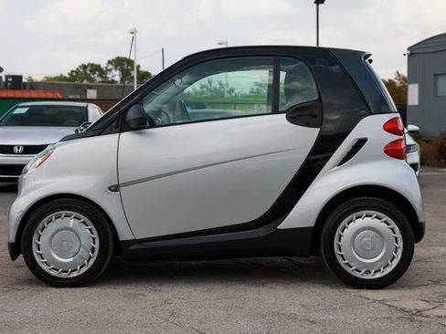 Used 2012 smart fortwo pure image 4