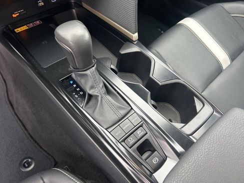 Used 2025 Toyota Camry SE image 24