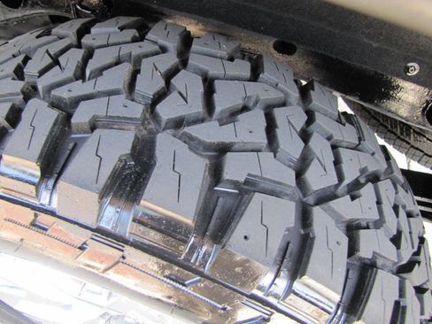 Used 2015 GMC Sierra 1500 SLT image 33