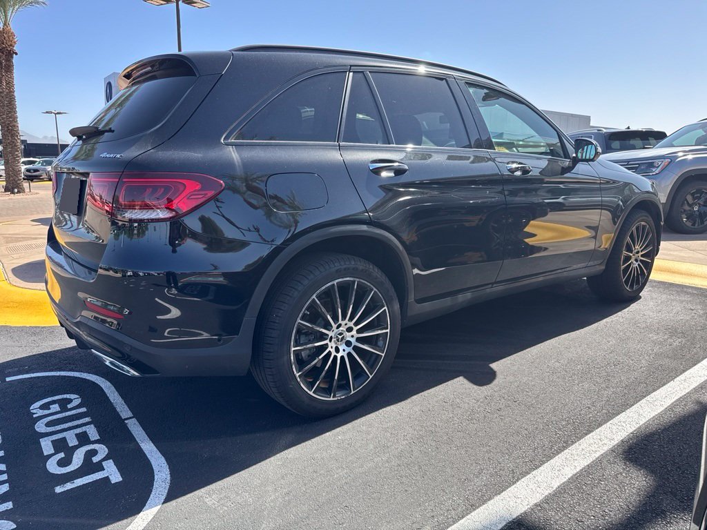 Used 2020 Mercedes-Benz GLC 300 4MATIC image 5