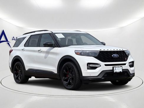 Used 2022 Ford Explorer ST w/ Equipment Group 401A RWD image 8