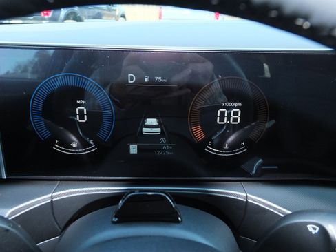 Used 2025 Hyundai Santa Fe SEL image 23