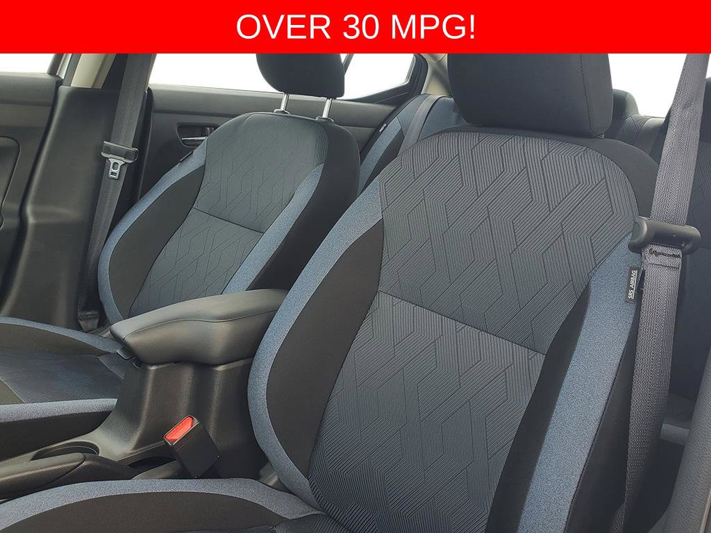 New 2025 Nissan Versa SV w/ Trunk Package FWD image 19
