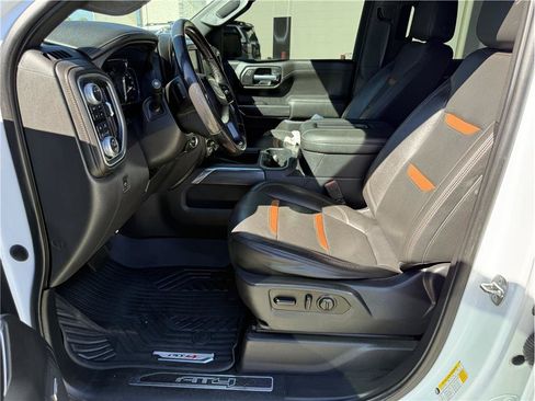 Used 2020 GMC Sierra 1500 AT4 w/ AT4 Premium Package AWD/4WD image 13