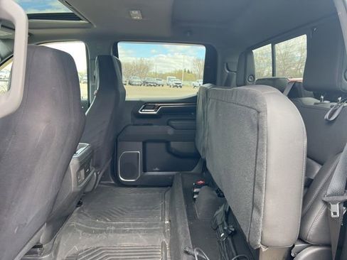 Used 2022 Chevrolet Silverado 1500 LT Trail Boss w/ LT Trail Boss Premium Package AWD/4WD image 18