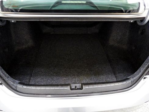 Used 2022 Honda Accord Touring image 13