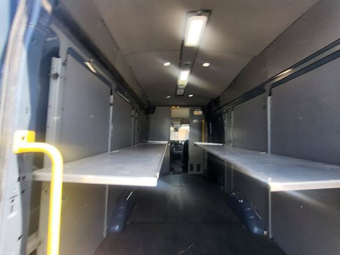 Used 2020 Ford Transit 250 148 High Roof Extended RWD image 95