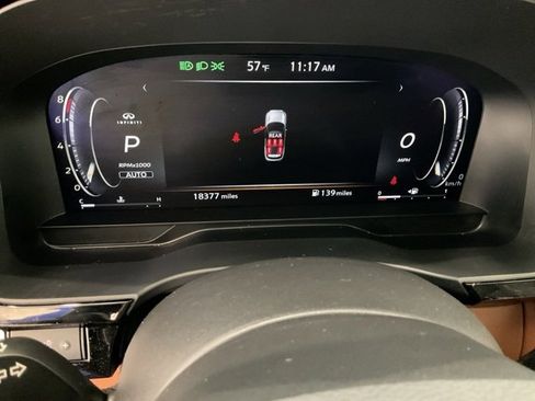 Used 2024 INFINITI QX60 Sensory w/ Vision Package image 10