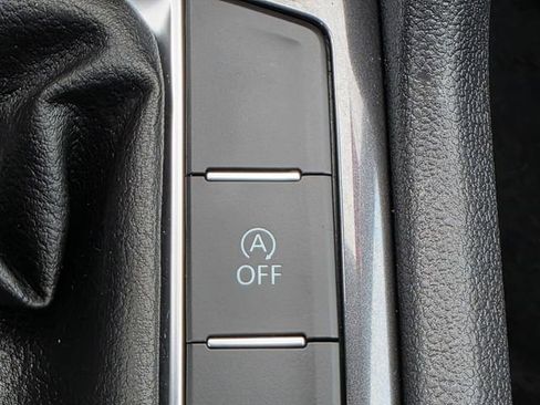 Used 2024 Volkswagen Tiguan S image 20