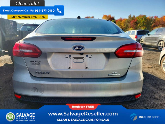 Used 2015 Ford Focus SE FWD image 8
