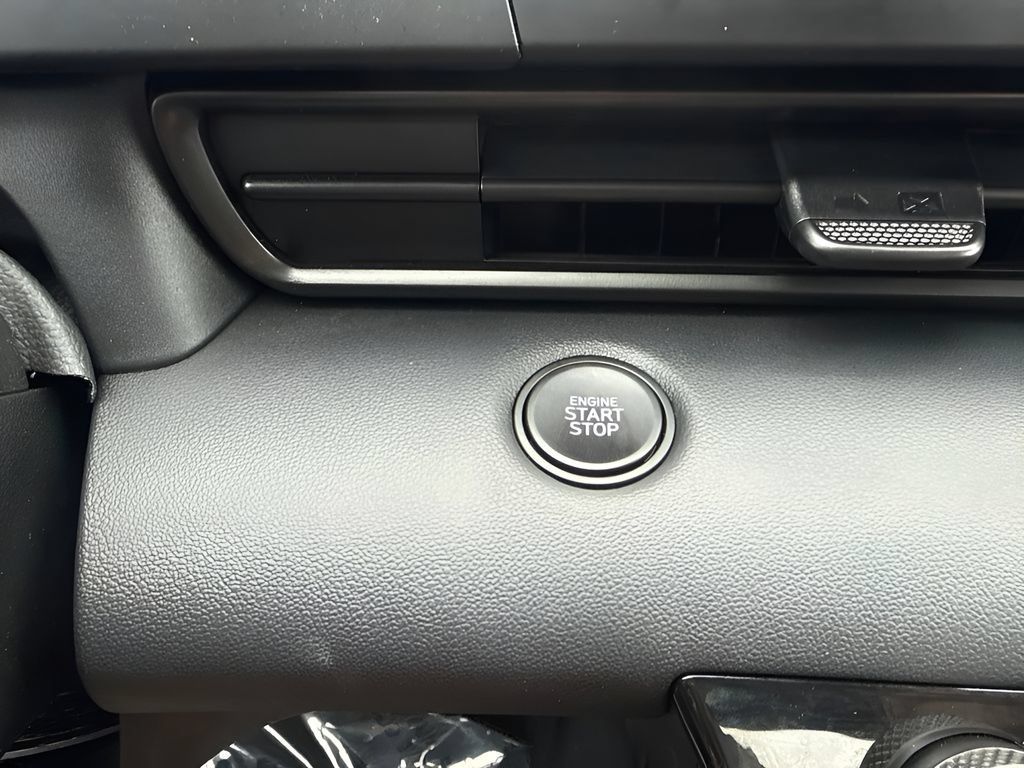 Used 2026 Hyundai Elantra Sport FWD image 17
