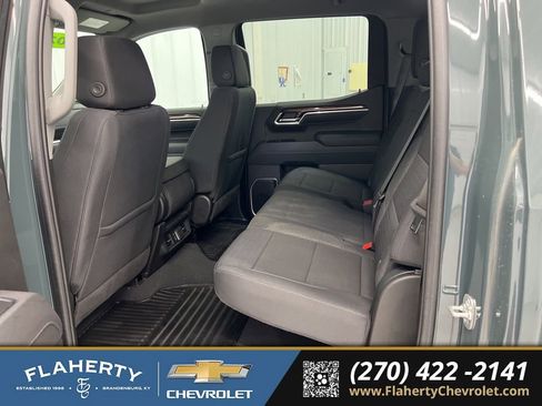 Used 2025 Chevrolet Silverado 1500 LT AWD/4WD image 11