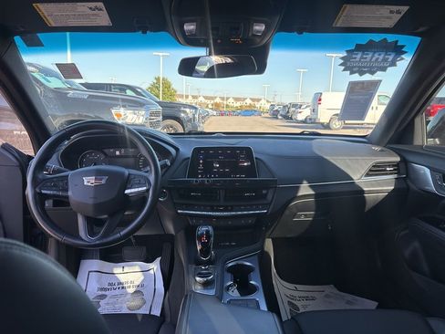 Used 2021 Cadillac CT4 Premium Luxury image 36