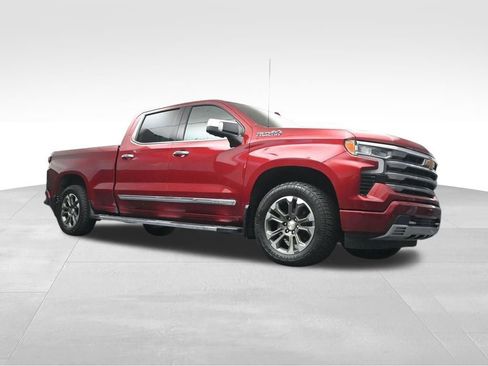 Used 2024 Chevrolet Silverado 1500 High Country w/ Z71 Off-Road Package AWD/4WD image 15