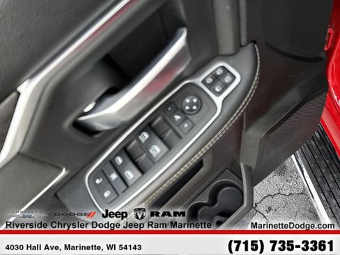 Used 2024 RAM 2500 Big Horn w/ Bed Utility Group image 23