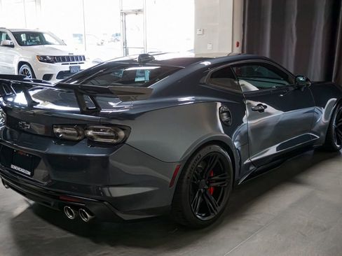 Used 2021 Chevrolet Camaro ZL1 image 7