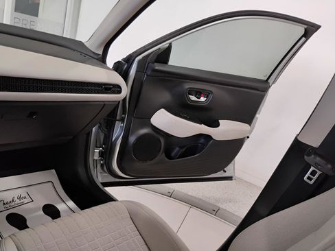 Used 2024 Honda HR-V LX image 25