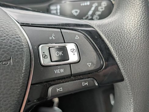 Used 2020 Volkswagen Tiguan S FWD image 15