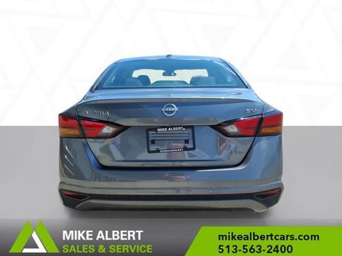 Used 2023 Nissan Altima 2.5 SV AWD/4WD image 6