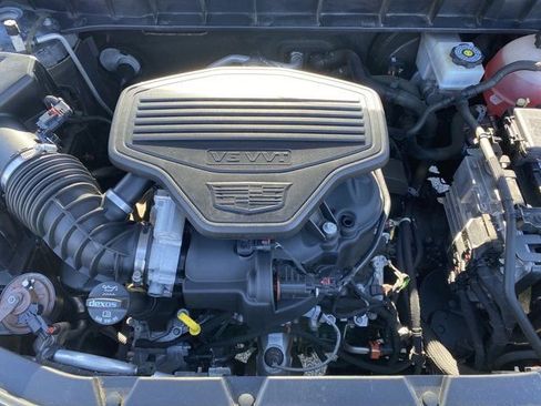 Used 2019 Cadillac XT5 Luxury image 24