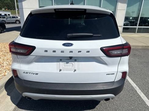 Used 2025 Ford Escape Active AWD/4WD image 18