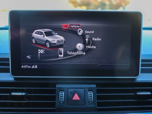 Used 2019 Audi Q5 2.0T Premium Plus w/ Premium Plus Package image 40