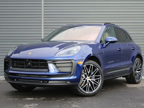 New 2026 Porsche Macan image 1