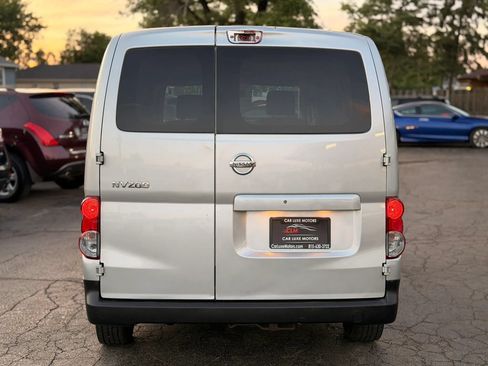 Used 2015 Nissan NV200 S w/ Back Door Glass Package FWD image 15