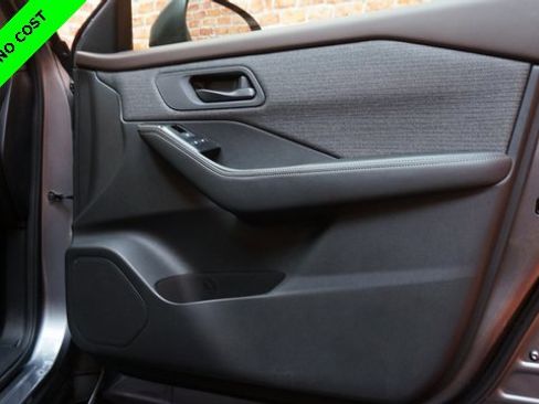 Certified 2022 Nissan Rogue S image 61