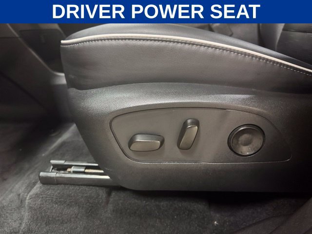 Used 2026 Buick Enclave Sport Touring AWD/4WD image 16