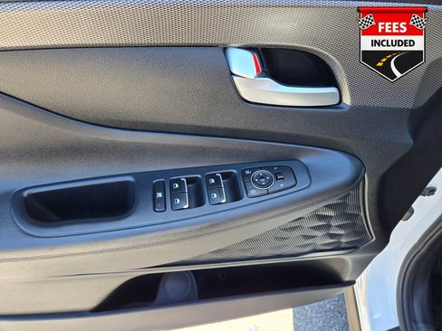 Used 2020 Hyundai Santa Fe SE FWD image 24