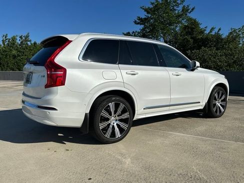 Certified 2024 Volvo XC90 B6 Ultimate w/ Protection Package Premier AWD/4WD image 9