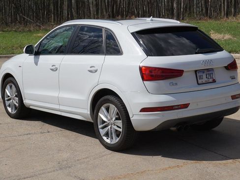 Used 2018 Audi Q3 2.0T Premium w/ Convenience Package image 3