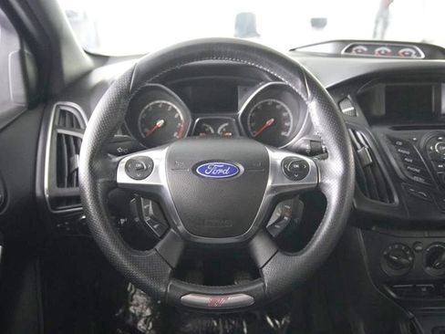 Used 2013 Ford Focus ST FWD image 13