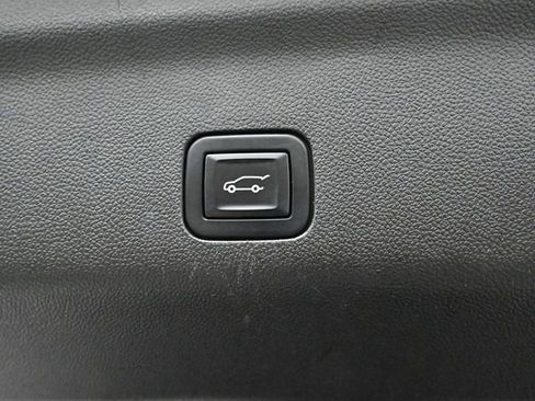 Used 2023 Chevrolet Tahoe RST image 49