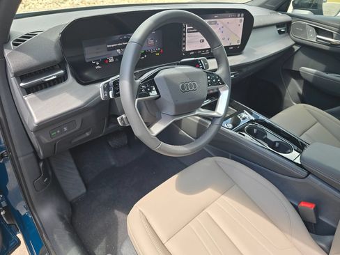 New 2026 Audi Q3 quattro 2.0T AWD/4WD image 35