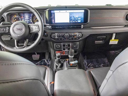 New 2026 Jeep Wrangler Unlimited Rubicon AWD/4WD image 21