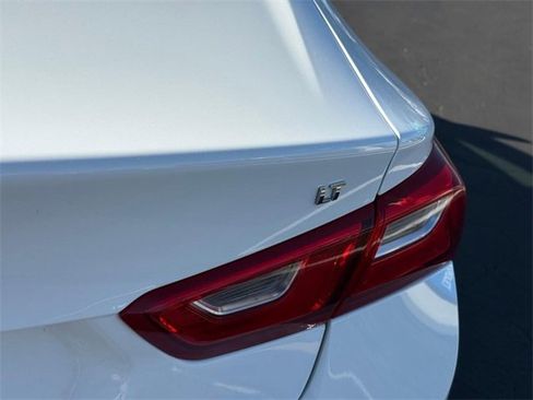 Used 2024 Chevrolet Malibu LT image 5