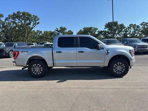 Used 2023 Ford F150 XLT AWD/4WD image 4