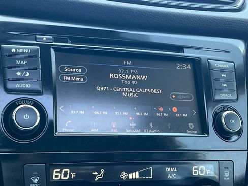 Used 2020 Nissan Rogue SL w/ Premium Package FWD image 21