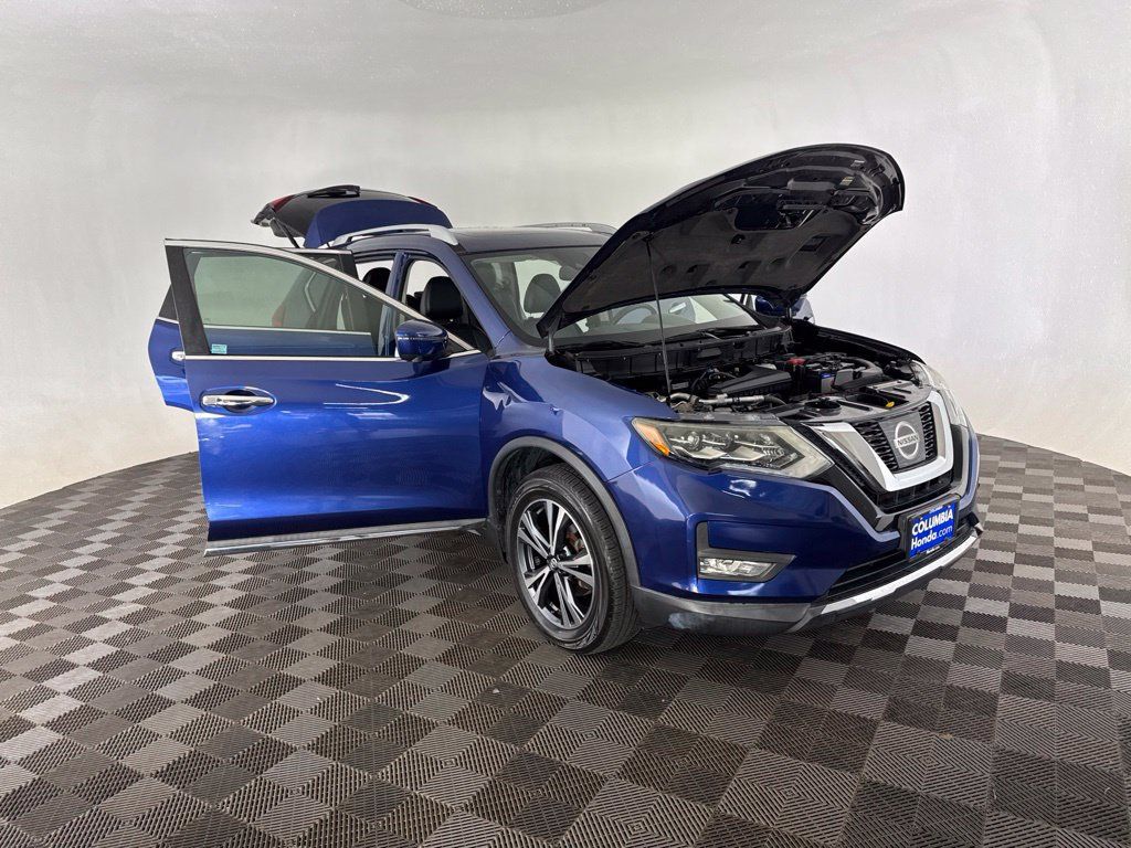 Used 2017 Nissan Rogue SL w/ SL Premium Package AWD/4WD image 13