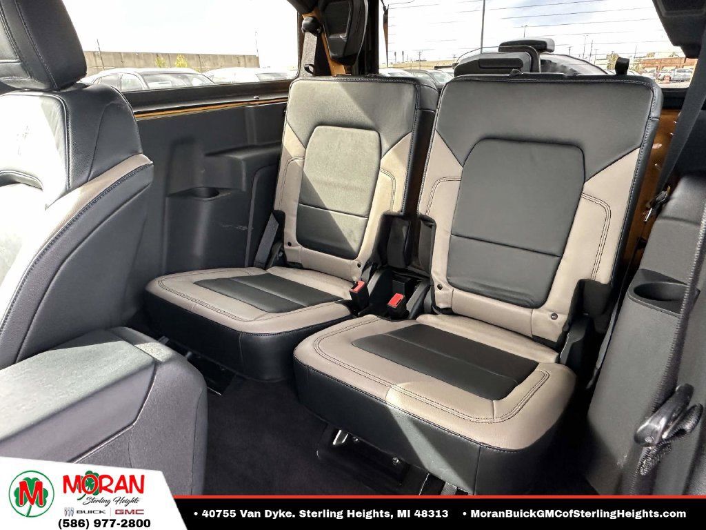 Used 2022 Ford Bronco Wildtrak AWD/4WD image 12