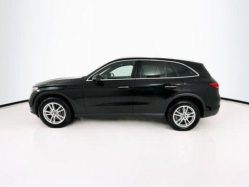 Used 2025 Mercedes-Benz GLC 300 image 5