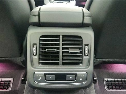 Used 2022 Audi e-tron GT Prestige w/ Prestige Package image 38