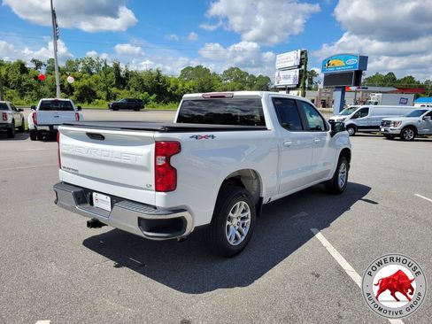 Used 2021 Chevrolet Silverado 1500 LT AWD/4WD image 5